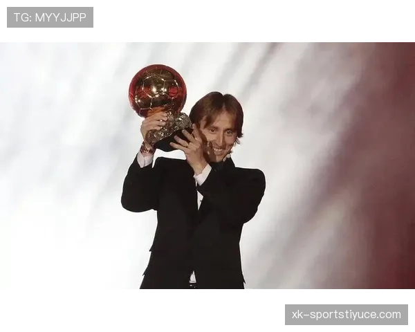 攻防转换枢纽：莫德里奇的战术作用