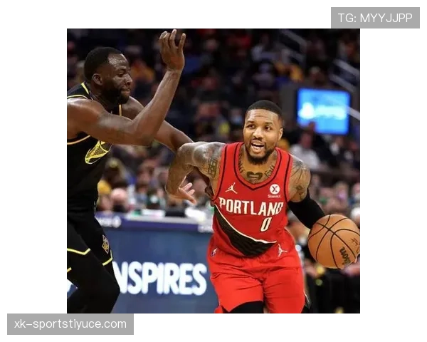 拉里·伯德无球跑动效率提升显著 创造关键投篮机会拉开差距